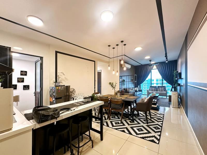 KL Traders Square untuk Untuk Dijual - RM 550,000, Mac 2026 - Living Room - PropertyGuru.com.my