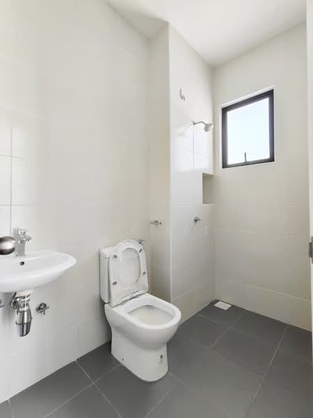 Eco Botanic Ecos Botanics untuk Untuk Dijual - RM 1,800,000, Mac 2026 - Bathroom - PropertyGuru.com.my