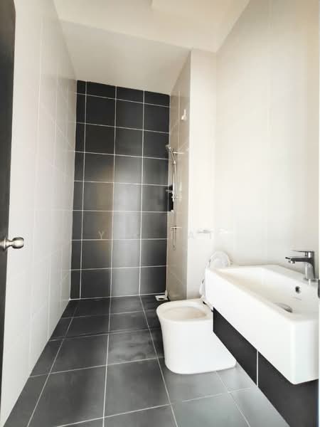 Eco Botanic Ecos Botanics untuk Untuk Dijual - RM 1,800,000, Mac 2026 - Bathroom - PropertyGuru.com.my