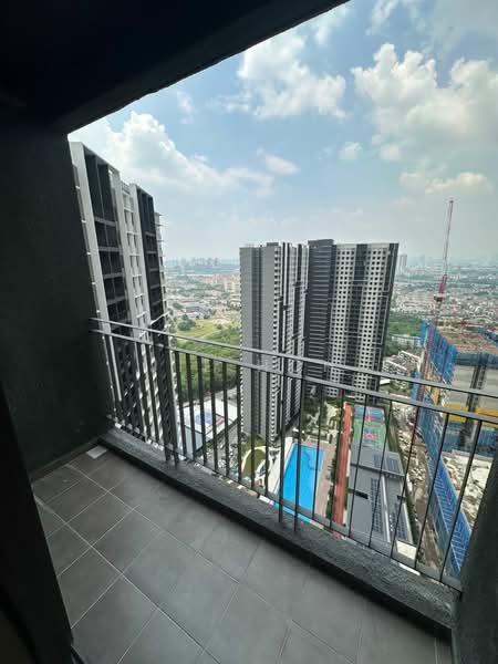 Vierra Residence untuk Untuk Disewa - RM 2,000 /bulan, Mac 2026 - Balcony - PropertyGuru.com.my