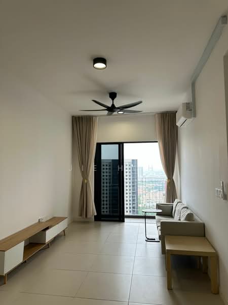 Vierra Residence untuk Untuk Disewa - RM 2,000 /bulan, Mac 2026 - Living Room - PropertyGuru.com.my