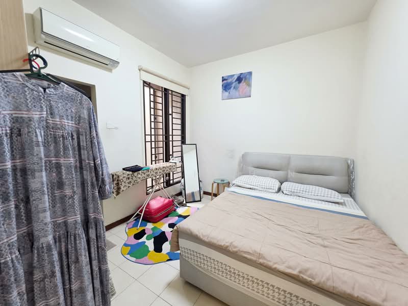 2-storey Terraced House for Sale in Cahaya Spk (Shah Alam) - Joseph Chan - Bedroom - PropertyGuru.com.my