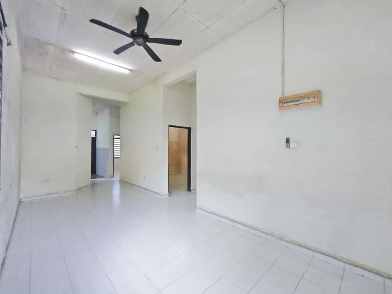 1-storey Terraced House for Sale in Masai (Johor) - Ku Mei - Living Room - PropertyGuru.com.my
