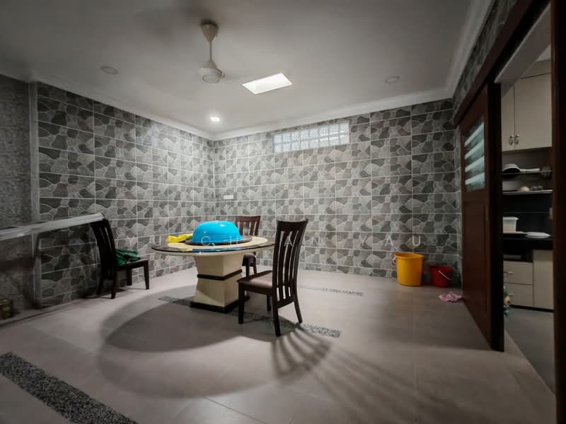 Semi-Detached House for Sale in Taman Paya Rumput Indah (Paya Rumput) - Yu Chuan Yau - Dining Room - PropertyGuru.com.my
