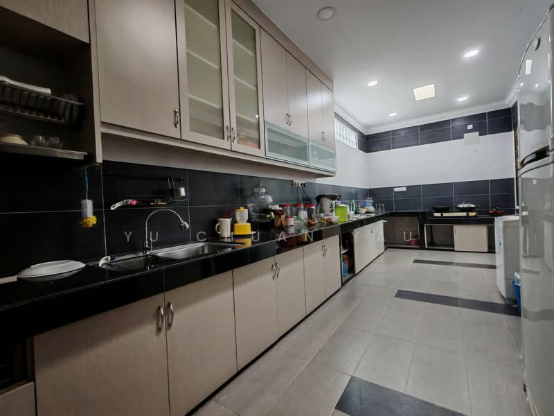 Semi-Detached House for Sale in Taman Paya Rumput Indah (Paya Rumput) - Yu Chuan Yau - Kitchen - PropertyGuru.com.my