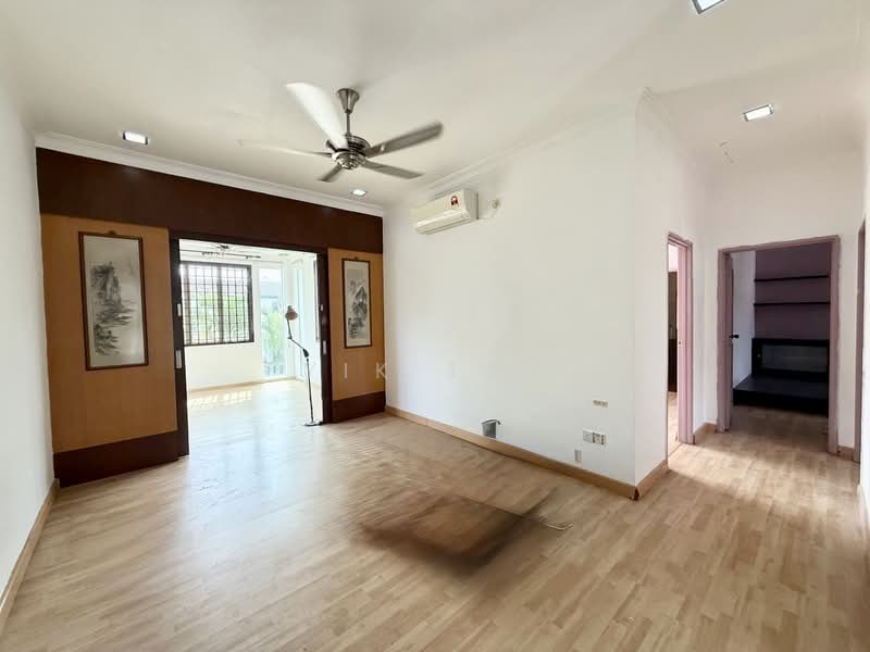 Link Bungalow for Sale in Taman Mount Austin (Tebrau) - Yik Tat - PropertyGuru.com.my