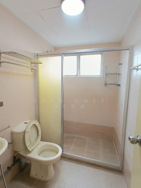 Condominium for Sale at Mentari Kondominium - Chin Chee Meng - Bathroom - PropertyGuru.com.my