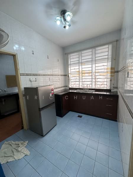 Kulai Kulai Kulais untuk Untuk Disewa - RM 1,900 /bulan, Mac 2026 - Kitchen - PropertyGuru.com.my
