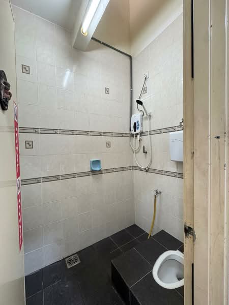 Kulai Kulai Kulais untuk Untuk Disewa - RM 1,900 /bulan, Mac 2026 - Bathroom - PropertyGuru.com.my