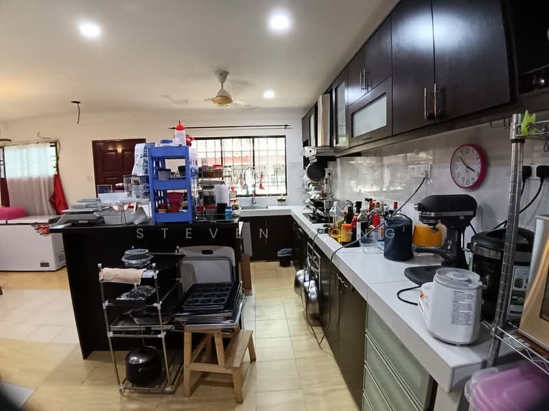 Section 2 untuk Untuk Dijual - RM 950,000, Mac 2026 - Kitchen - PropertyGuru.com.my