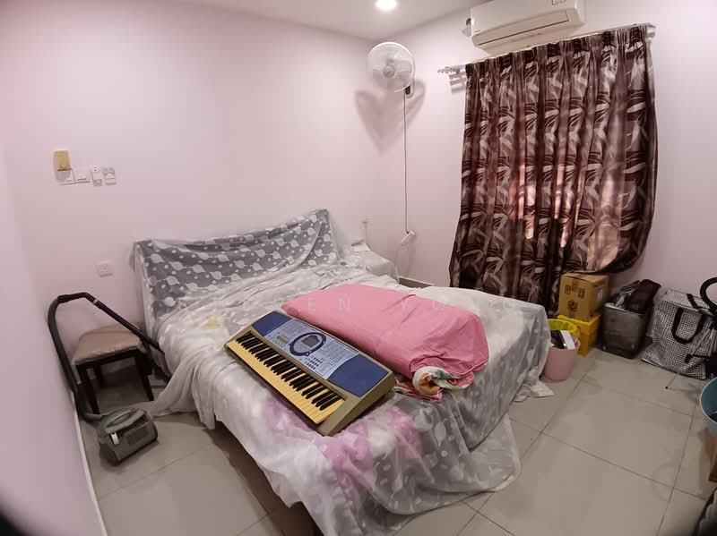 Section 2 untuk Untuk Dijual - RM 950,000, Mac 2026 - Bedroom - PropertyGuru.com.my