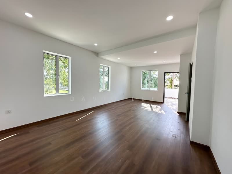 2-storey Terraced House for Sale in Taman Jentayu Indah (Simpang Ampat) - David Lee - Living Room - PropertyGuru.com.my