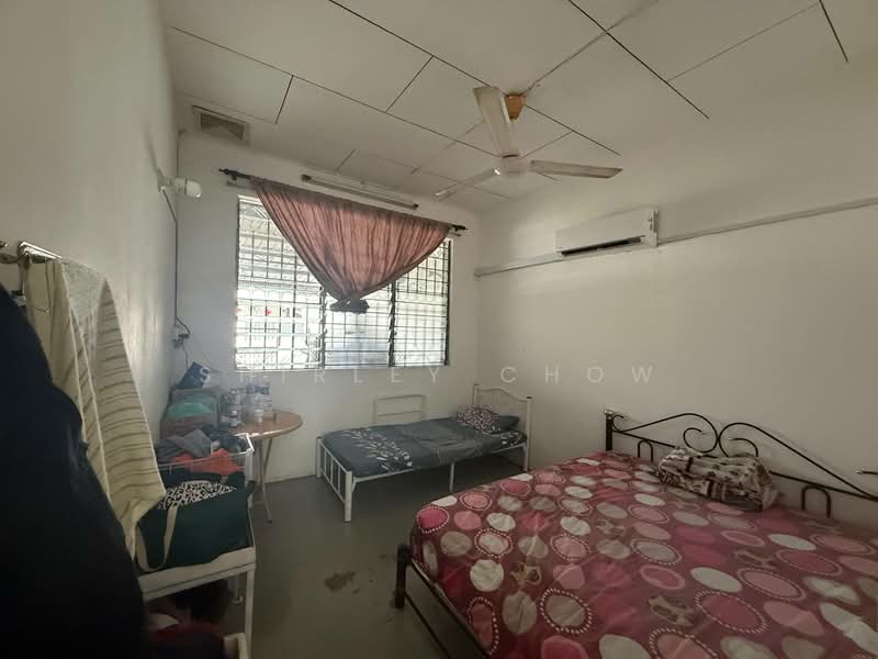 Rumah Teres 1 Tingkat untuk Dijual di Kolombong (Kota Kinabalu) - shirley Chow - Bedroom - PropertyGuru.com.my