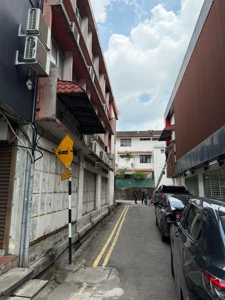 Taman Pelangi, Jalan Kuning 3-sty Endlot Shop untuk Untuk Disewa - RM 10,000 /bulan, Mac 2026 - Exterior - PropertyGuru.com.my