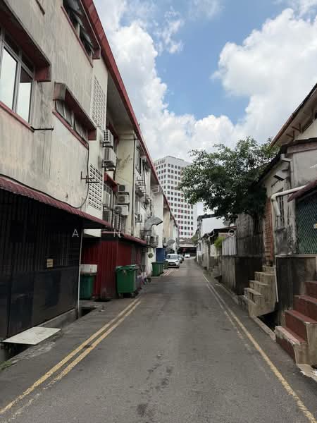 Taman Pelangi, Jalan Kuning 3-sty Endlot Shop untuk Untuk Disewa - RM 10,000 /bulan, Mac 2026 - Exterior - PropertyGuru.com.my