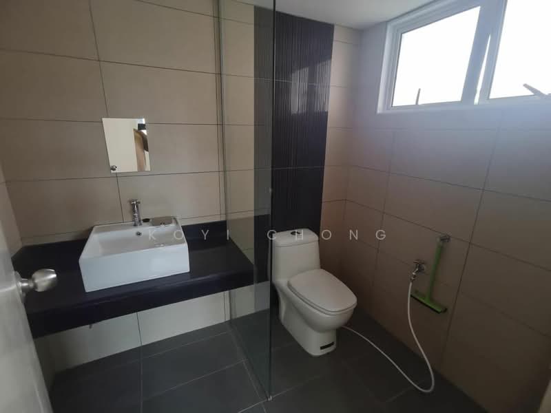 Larkin Residence Phase 2 untuk Untuk Dijual - RM 520,000, Mac 2026 - Bathroom - PropertyGuru.com.my