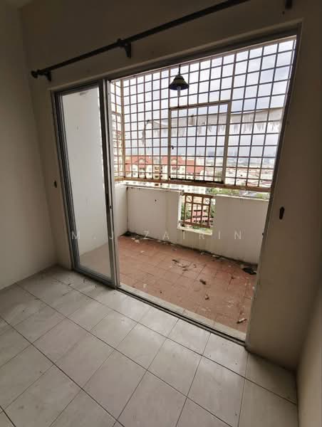 Apartment for Sale at Merdeka Villa - M.J Zairin - Balcony - PropertyGuru.com.my