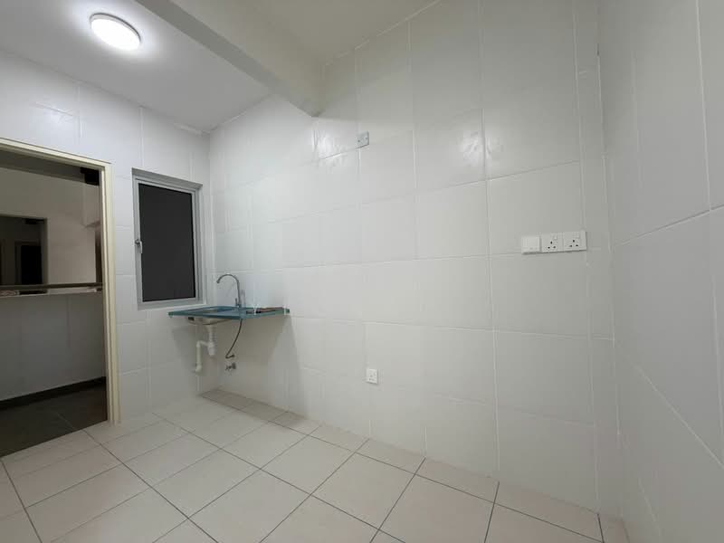 Condominium for Rent at Aspire Residence - Yeong . - Kitchen - PropertyGuru.com.my