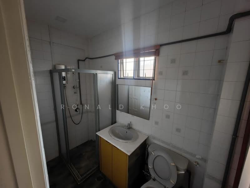 Pjs 9 untuk Untuk Dijual - RM 950,000, Mac 2026 - Bathroom - PropertyGuru.com.my