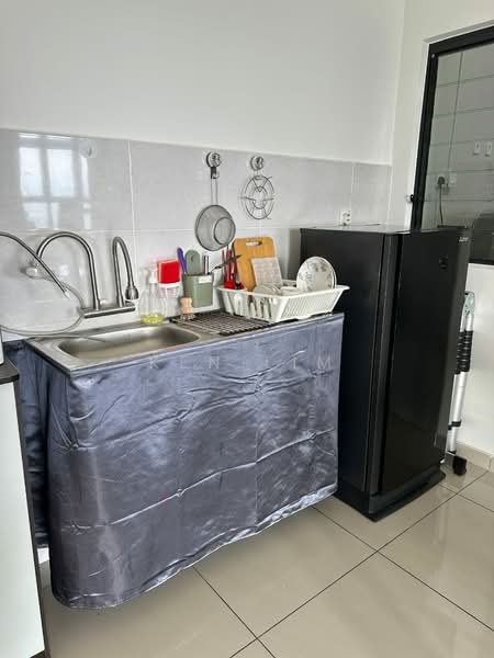 Servis Apartment untuk Disewa di B11 Parkland Residence - Ken Lim - Kitchen - PropertyGuru.com.my