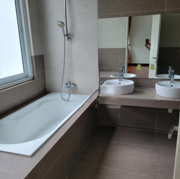 Semi-Detached House for Sale in Cyberjaya (Selangor) - Yeong . - Bathroom - PropertyGuru.com.my