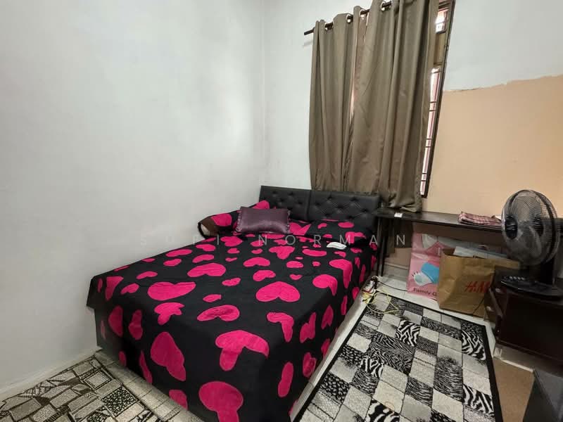 Bandar Putra untuk Untuk Dijual - RM 540,000, Mac 2026 - Bedroom - PropertyGuru.com.my