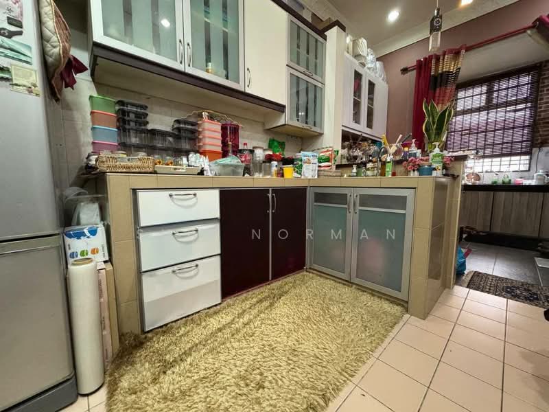 Bandar Putra untuk Untuk Dijual - RM 540,000, Mac 2026 - Kitchen - PropertyGuru.com.my