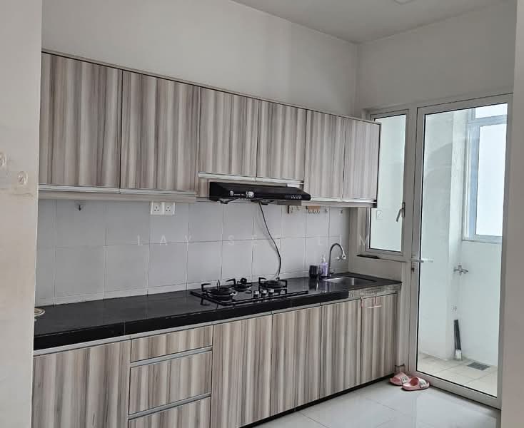 Scenaria @ North Kiara Hills untuk Untuk Disewa - RM 2,300 /bulan, Mac 2026 - Kitchen - PropertyGuru.com.my