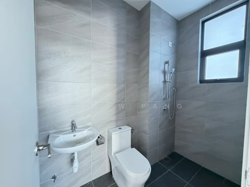 Townhouse for Sale in Bandar Sri Damansara (Selangor) - Andrew Pang - Bathroom - PropertyGuru.com.my