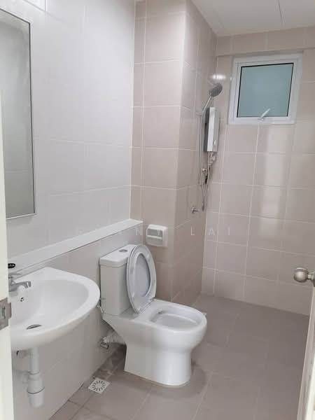 Condominium for Rent at Havana Beach Residences - Sunny Lai - Bathroom - PropertyGuru.com.my