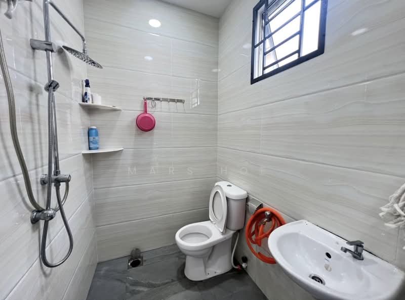 2-storey Terraced House for Sale in Senai (Kulai) - Mars Hoe - Bathroom - PropertyGuru.com.my