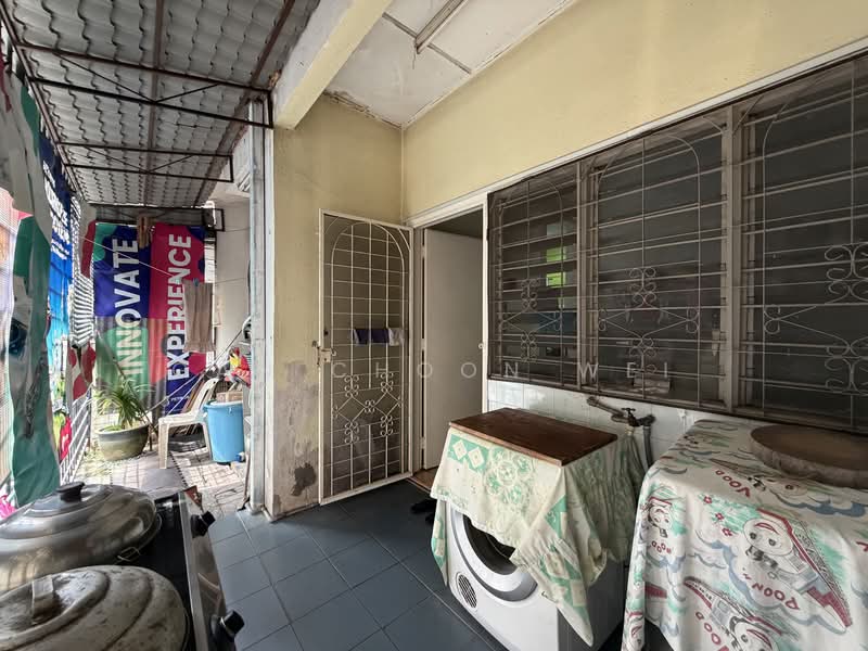 2-storey Terraced House for Sale in Usj 12 (Subang Jaya) - Gan Choon Wei - Balcony - PropertyGuru.com.my