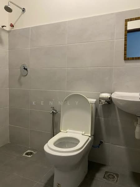 Section 14 untuk Untuk Disewa - RM 1,100 /bulan, Mac 2026 - Bathroom - PropertyGuru.com.my