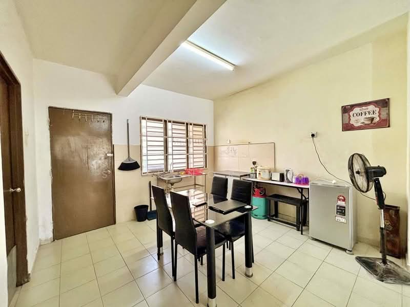 2-storey Terraced House for Sale in Kulai (Johor) - Sufi Norman - Kitchen - PropertyGuru.com.my