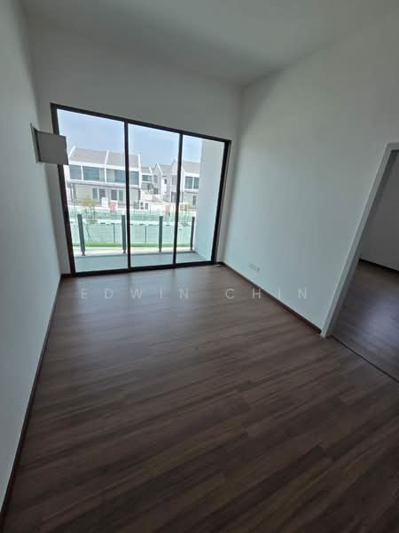 2-storey Terraced House for Sale in Seberang Perai (Penang) - Edwin Chin - Master Bedroom - PropertyGuru.com.my
