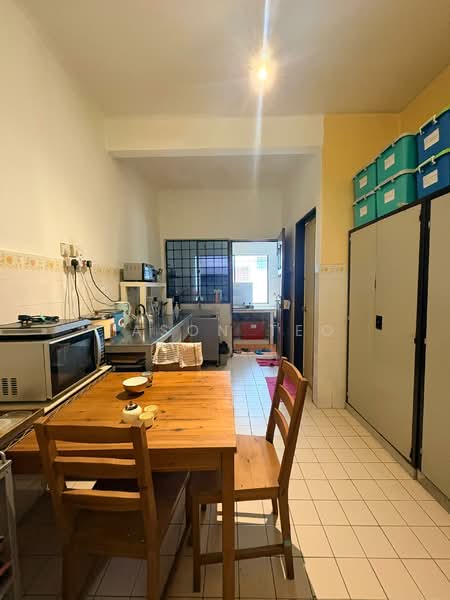 2-storey Terraced House for Sale in Kelana Jaya (Petaling Jaya) - Jason Teo - Kitchen - PropertyGuru.com.my