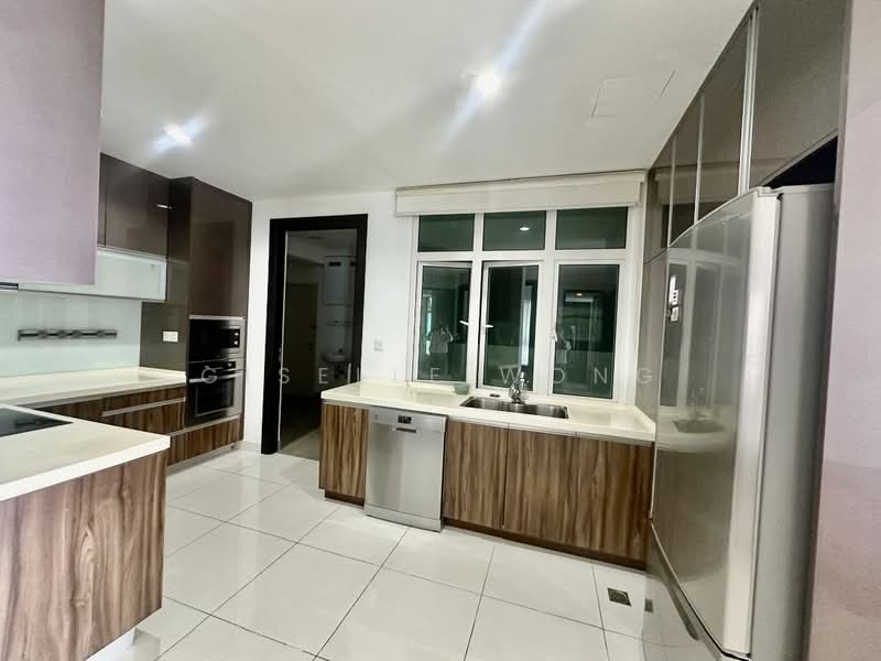 Kondominium untuk Disewa di Gurney Paragon - Giselle Wong - Kitchen - PropertyGuru.com.my