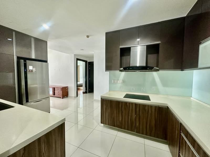 Kondominium untuk Disewa di Gurney Paragon - Giselle Wong - Kitchen - PropertyGuru.com.my