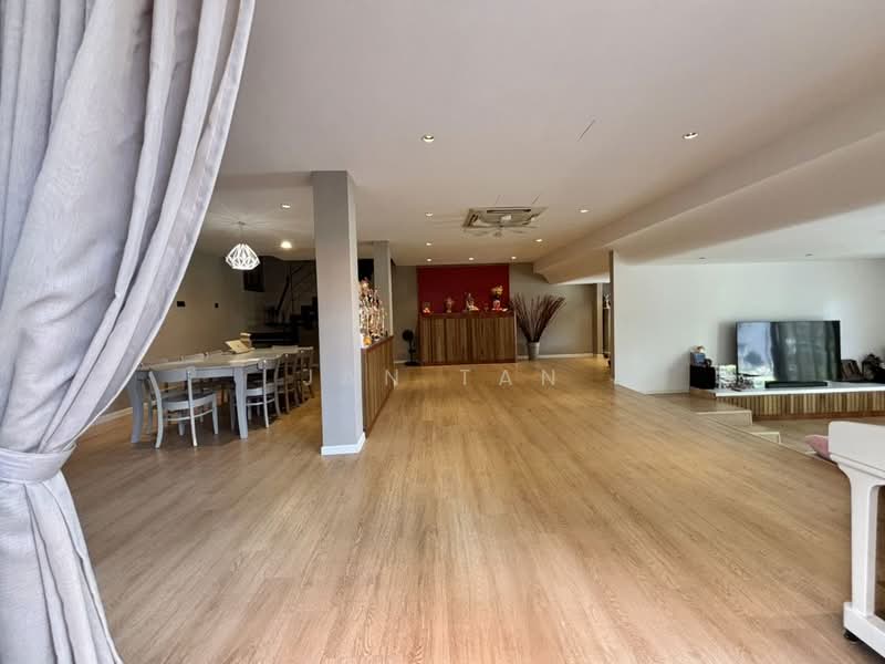 Semi-Detached House for Sale in Minden Heights (Gelugor) - Jan Tan - Living Room - PropertyGuru.com.my