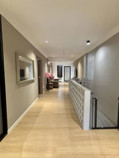 Semi-Detached House for Sale in Minden Heights (Gelugor) - Jan Tan - Corridor - PropertyGuru.com.my