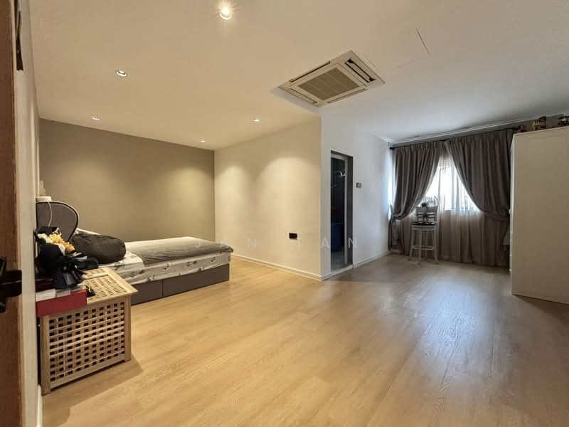 Semi-Detached House for Sale in Minden Heights (Gelugor) - Jan Tan - Bedroom - PropertyGuru.com.my
