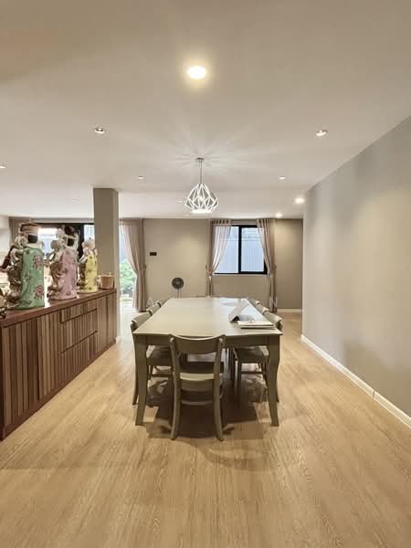 Semi-Detached House for Sale in Minden Heights (Gelugor) - Jan Tan - Dining Room - PropertyGuru.com.my