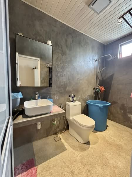 Semi-Detached House for Sale in Minden Heights (Gelugor) - Jan Tan - Bathroom - PropertyGuru.com.my