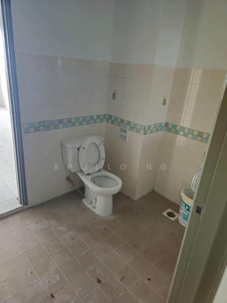 Condominium for Sale at Paradise Lagoon - Apollo Ng - Bathroom - PropertyGuru.com.my