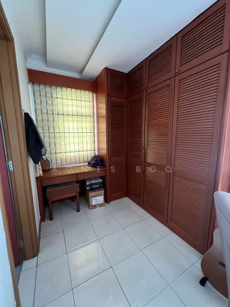 Condominium for Sale at The Straits View Condominium - Agnes Boo - Study - PropertyGuru.com.my