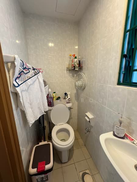 Condominium for Sale at The Straits View Condominium - Agnes Boo - Bathroom - PropertyGuru.com.my