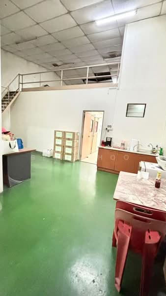 Terrace Factory for Sale in Taman Perindustrian Tampoi Jaya (Tampoi) - Bevis Hoo - Interior - PropertyGuru.com.my
