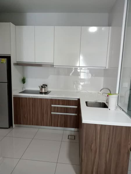 Service Residence for Sale at Setia Sky 88 - Herry Goh - Kitchen - PropertyGuru.com.my