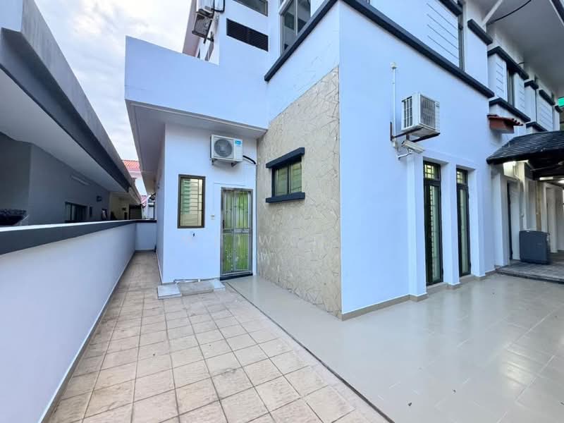 Semi-Detached House for Rent in Johor Bahru (Johor) - WeiWen . - PropertyGuru.com.my