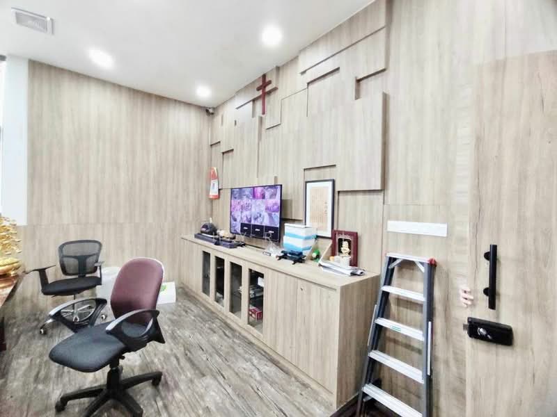 Factory for Sale in Eco Business Park 1 (Johor Bahru) - Zephyr Khoo - Interior - PropertyGuru.com.my